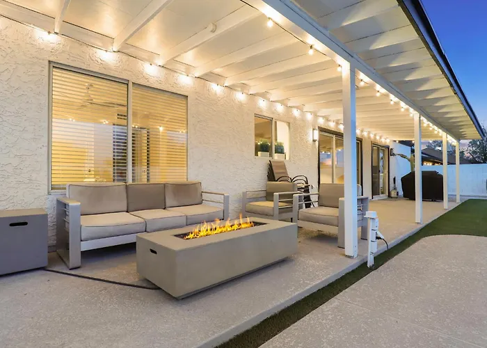 The Dava: Free Heated Pool & Putting Сasa de vacaciones *